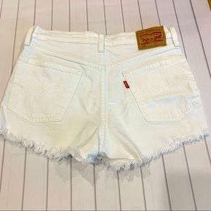 High Waisted Levi’s White Denim Shorts